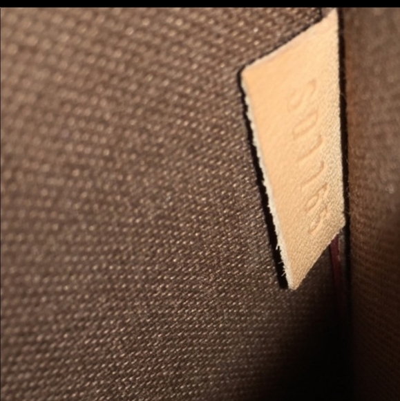 Louis Vuitton Alma PM Monogram - Picture 11 of 11